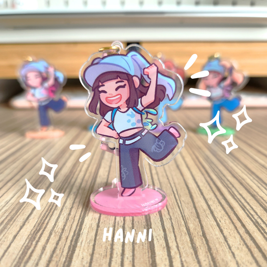Hanni Standee Charms (Newjeans OMG) [CLEARANCE]